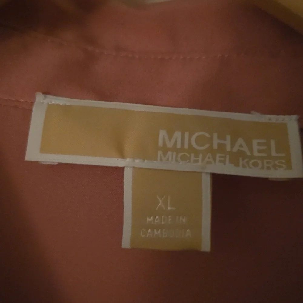 MK Button Down - Picture 2 of 3